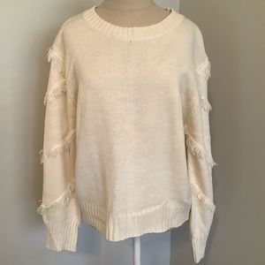 Amoli Womens Size Small Ivory Fringe Sweater